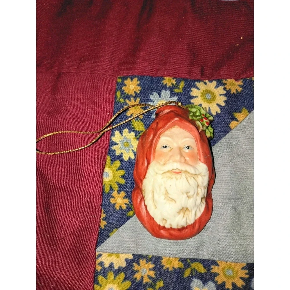 Enesco Flat Ceramic Santa Clause Face Ornament 1987 2.75